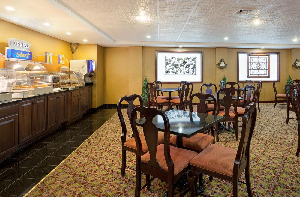 Holiday Inn Express Hotel & Suites Swansea By Ihg Экстерьер фото