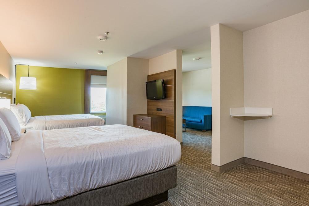 Holiday Inn Express Hotel & Suites Swansea By Ihg Экстерьер фото
