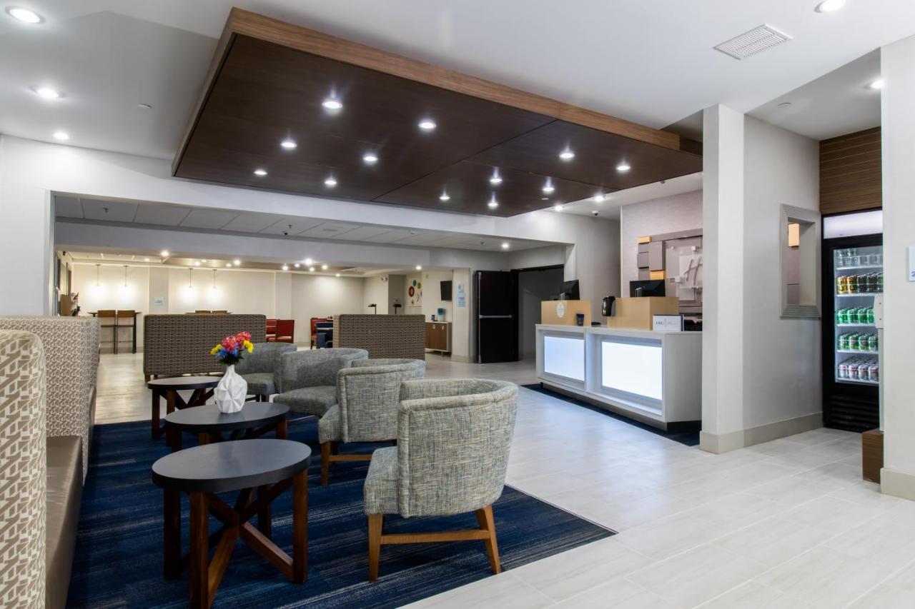 Holiday Inn Express Hotel & Suites Swansea By Ihg Экстерьер фото