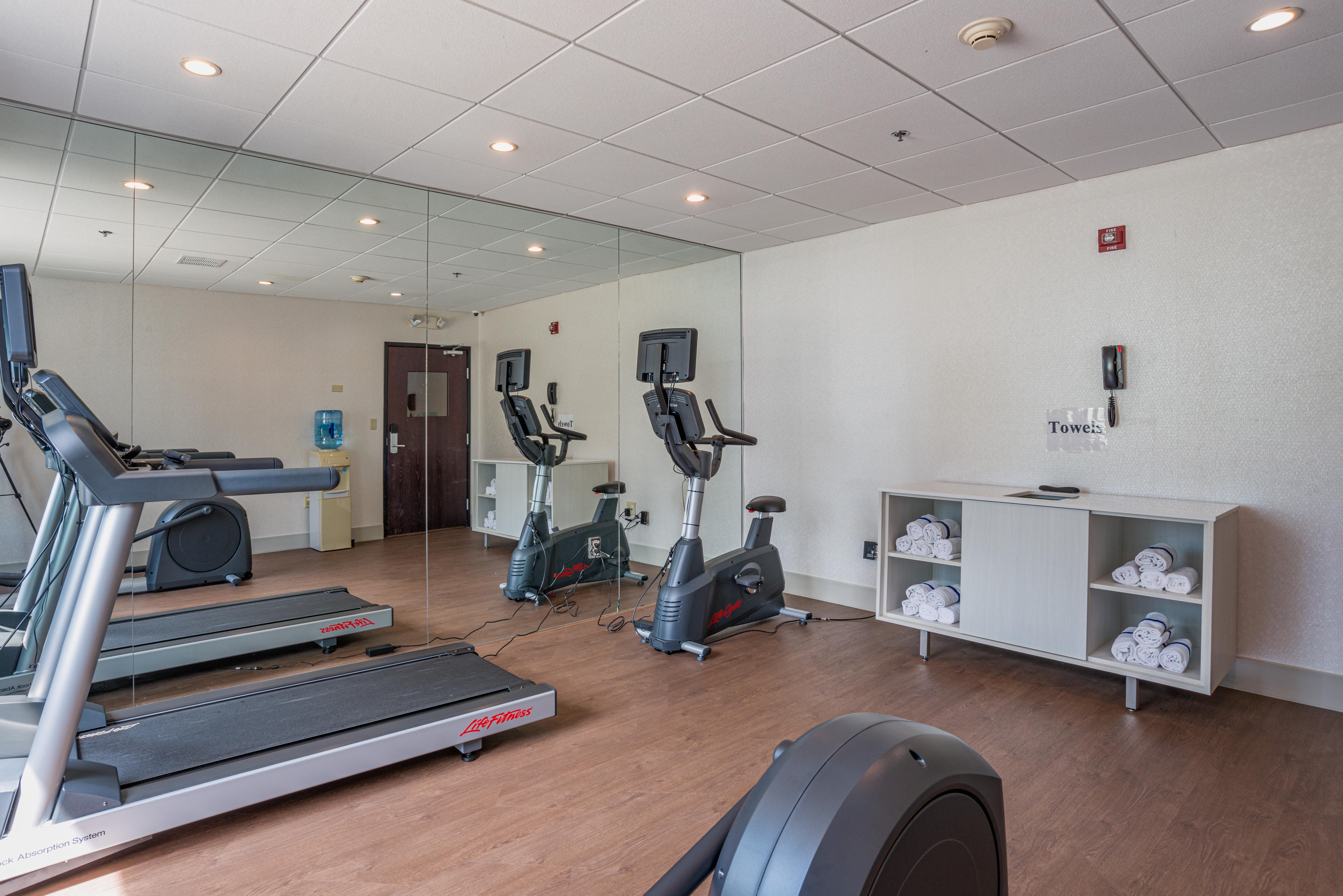 Holiday Inn Express Hotel & Suites Swansea By Ihg Экстерьер фото