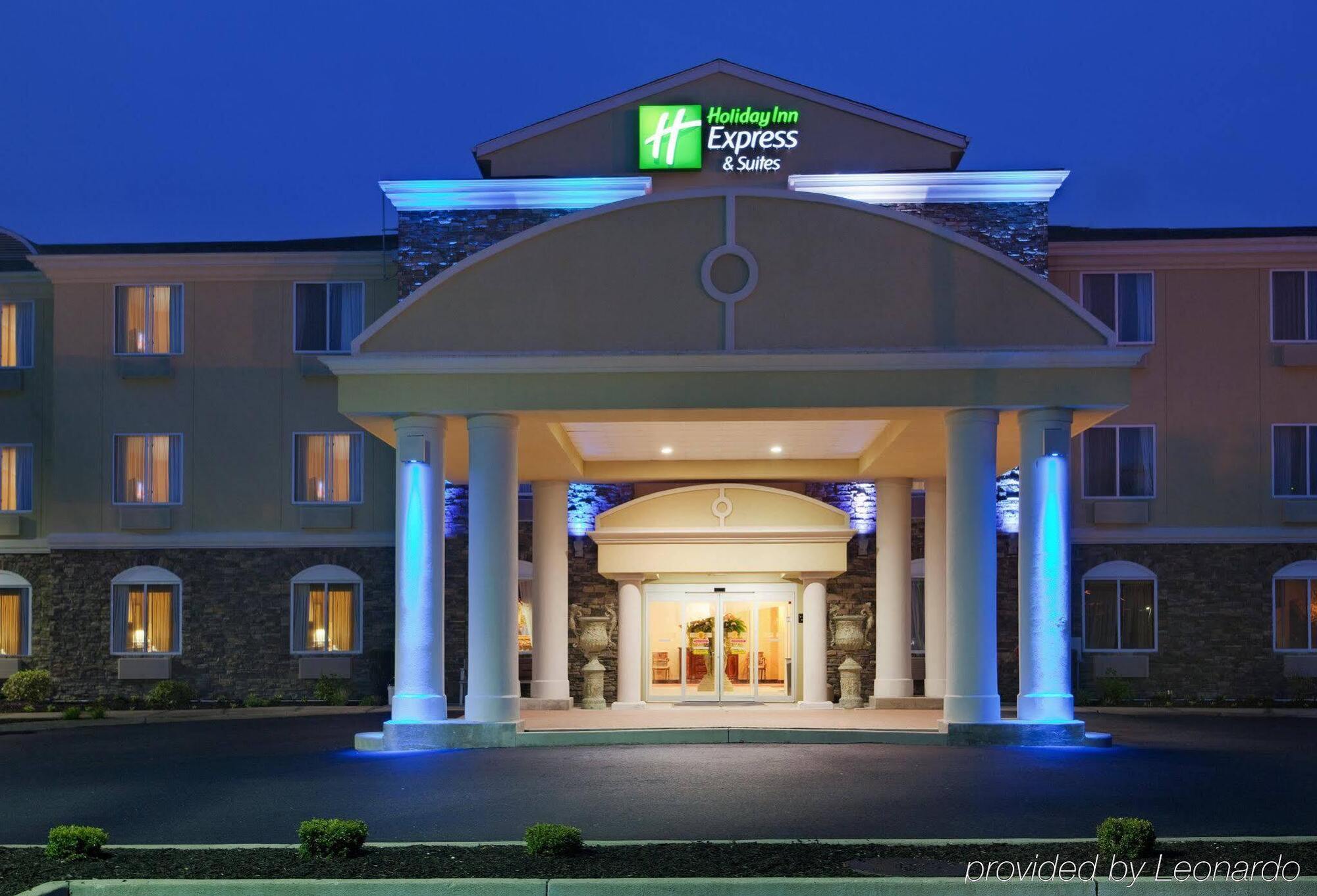 Holiday Inn Express Hotel & Suites Swansea By Ihg Экстерьер фото